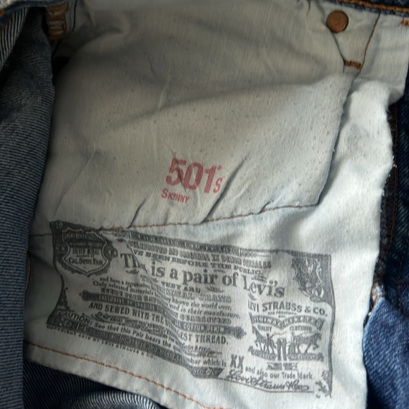 Levi's® Premium 501® SKINNY WOMEN'S JEANS Raw Hem Size 26 W x 30 L - Picture 6 of 7